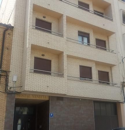 Hostal Venecia II Monzón Zewnętrze zdjęcie
