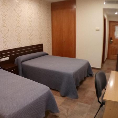 Hostal Venecia II Monzón Zewnętrze zdjęcie