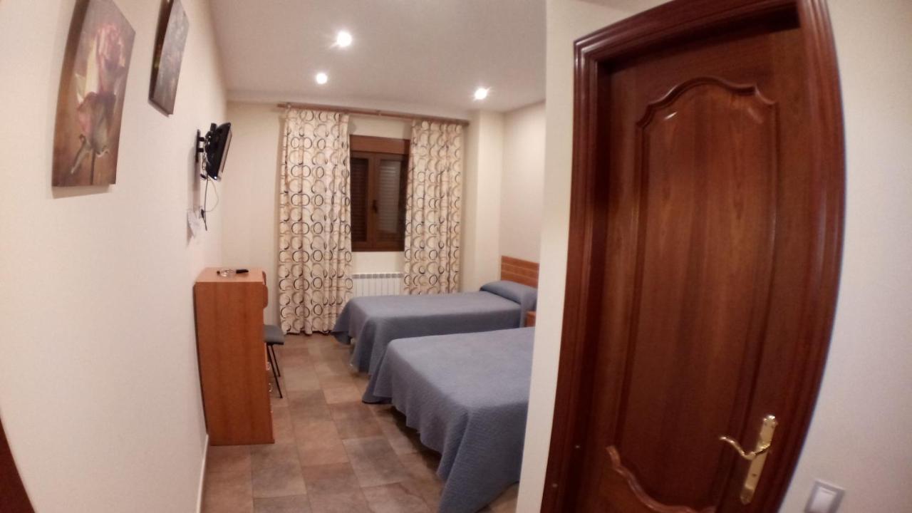 Hostal Venecia II Monzón Zewnętrze zdjęcie