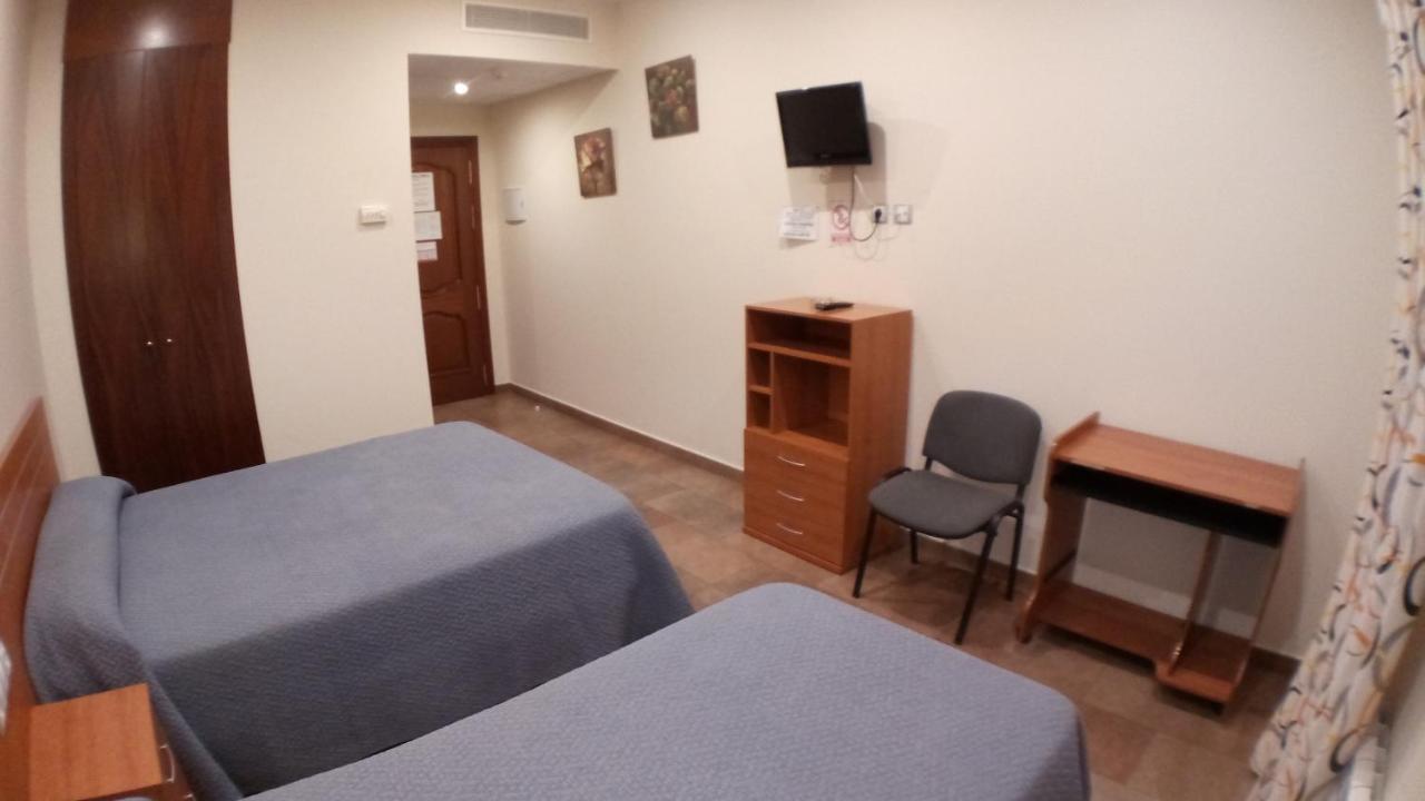 Hostal Venecia II Monzón Zewnętrze zdjęcie
