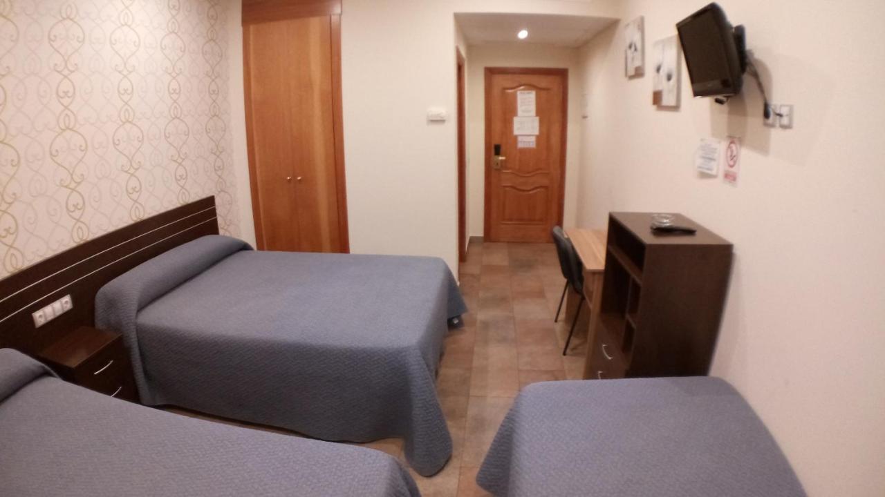 Hostal Venecia II Monzón Zewnętrze zdjęcie