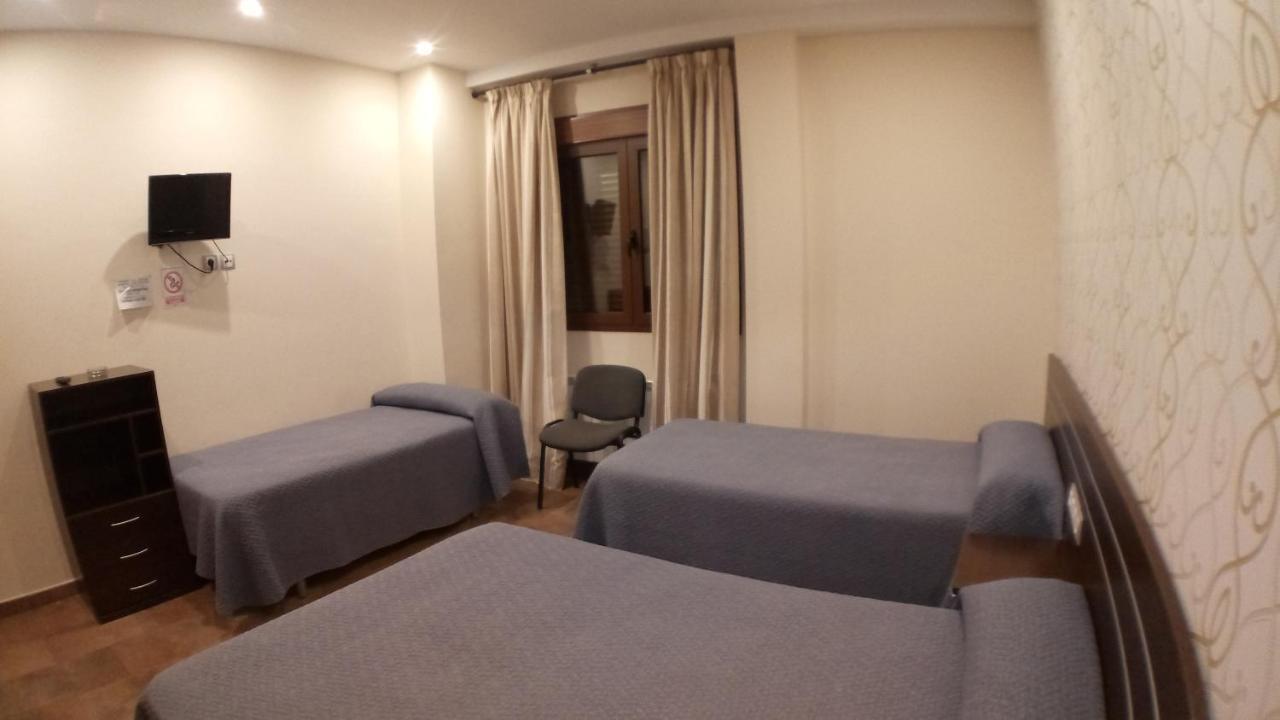 Hostal Venecia II Monzón Zewnętrze zdjęcie